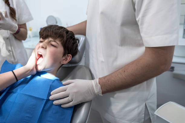Best Emergency Broken Tooth Repair in Rector, AR
